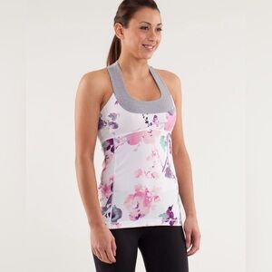 Lululemon Scoop Neck Racer Back Tank Top